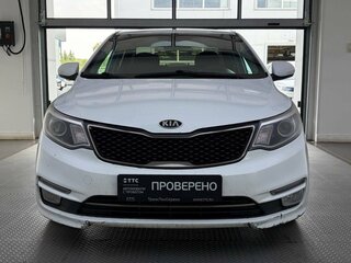 2016 Kia Rio III Рестайлинг, белый, 740000 рублей, вид 2