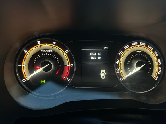 2023 Lada (ВАЗ) Vesta Cross I Рестайлинг (NG), белый, 1250000 рублей - вид 10