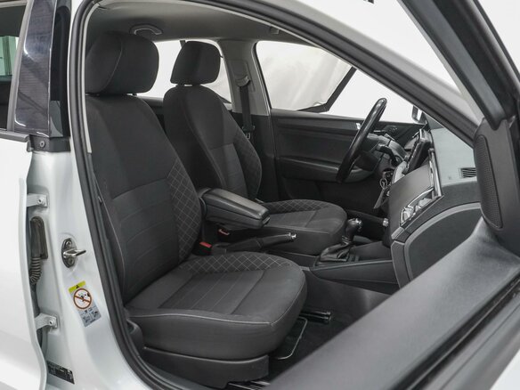 2022 Skoda Rapid II, белый, 1730000 рублей - вид 7