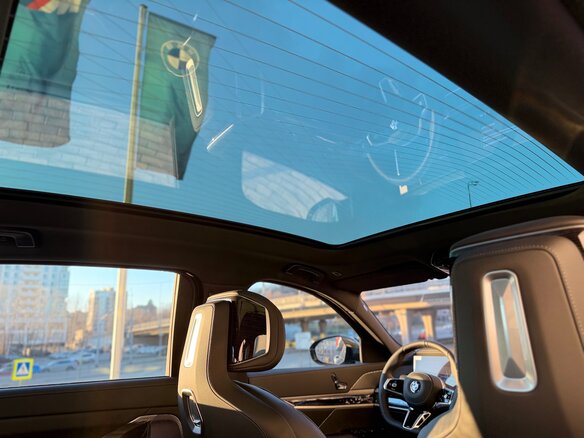 2025 BMW 7 серии 740i xDrive VII (G70), чёрный, 16500000 рублей - вид 15