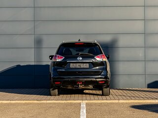 2017 Nissan X-Trail III, чёрный, 1595000 рублей, вид 5