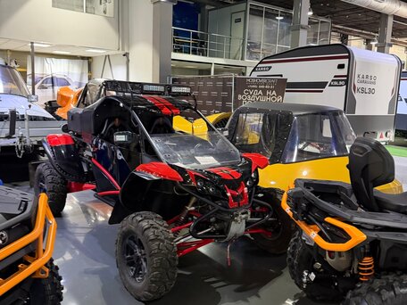 2012 FunCruiser FC2000 SuperSport, красный, 1900000 рублей, вид 4