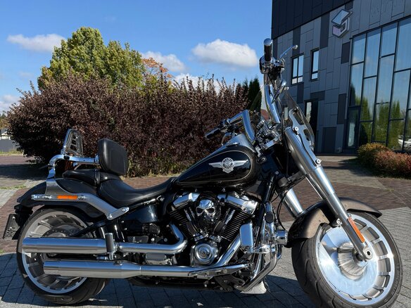 2020 Harley-Davidson Fat Boy, коричневый, 2450000 рублей