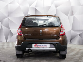 2013 Renault Sandero Stepway I, коричневый, 622000 рублей, вид 4