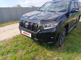 2022 Toyota Land Cruiser Prado 150 Series Рестайлинг 3, чёрный, 6200000 рублей, вид 1