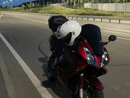 2004 Honda VFR 800, красный, 500000 рублей, вид 5