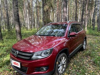 2013 Volkswagen Tiguan I Рестайлинг, красный, 1430000 рублей, вид 1