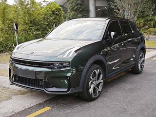 2025 Lynk & Co 06 I Рестайлинг, зелёный, 2660000 рублей, вид 1