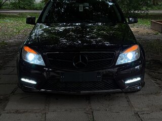 2011 Mercedes-Benz C-Класс 180 BlueEFFICIENCY III (W204), коричневый, 1200000 рублей, вид 4