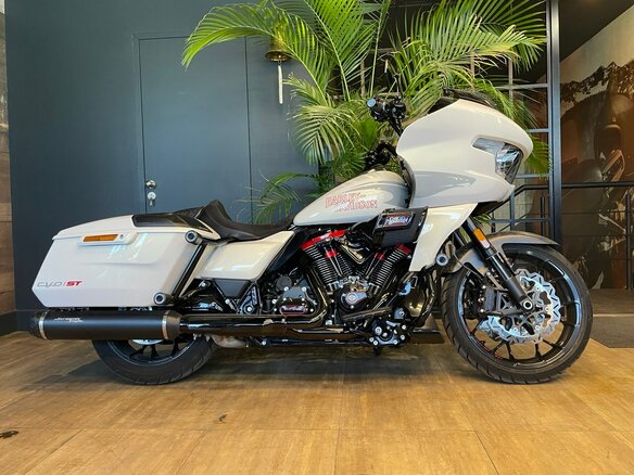 2024 Harley-Davidson CVO Road Glide ST, белый, 4900000 рублей - вид 10