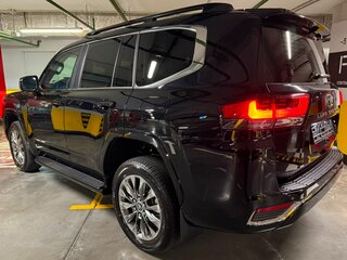 2026 Toyota Land Cruiser 300 Series, чёрный, 27900000 рублей, вид 3