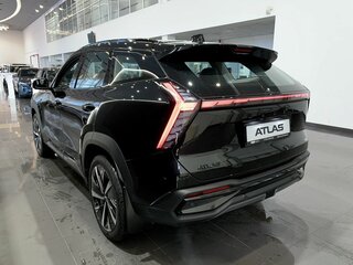 2026 Geely Atlas II, чёрный, 4119990 рублей, вид 4
