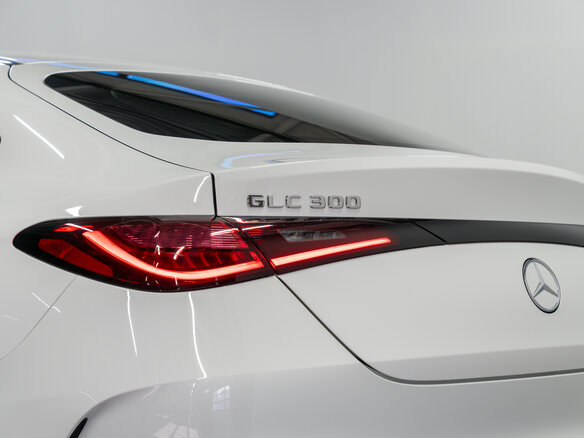 2026 Mercedes-Benz GLC Coupe 300 II (C254), белый, 9490000 рублей - вид 10