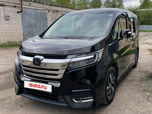 2020 Honda Stepwgn Spada V Рестайлинг, чёрный - вид 1