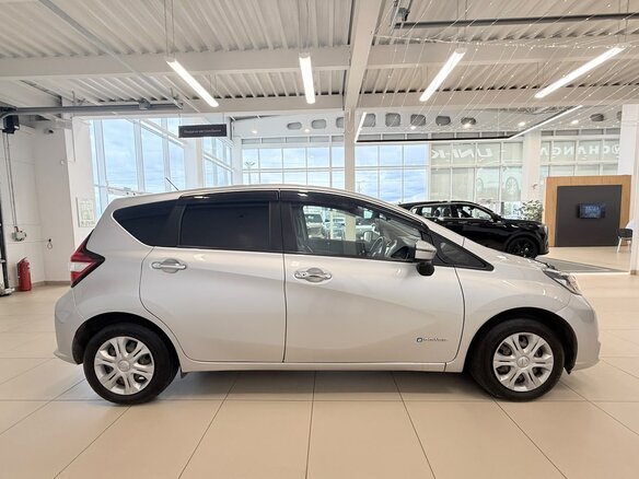 2017 Nissan Note e-Power II Рестайлинг, серый, 1279000 рублей - вид 7