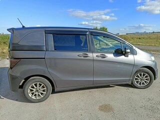 2013 Honda Freed Spike I Рестайлинг, серый, 1180000 рублей, вид 3