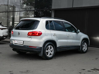 2013 Volkswagen Tiguan I Рестайлинг, серебристый, 1220000 рублей, вид 3