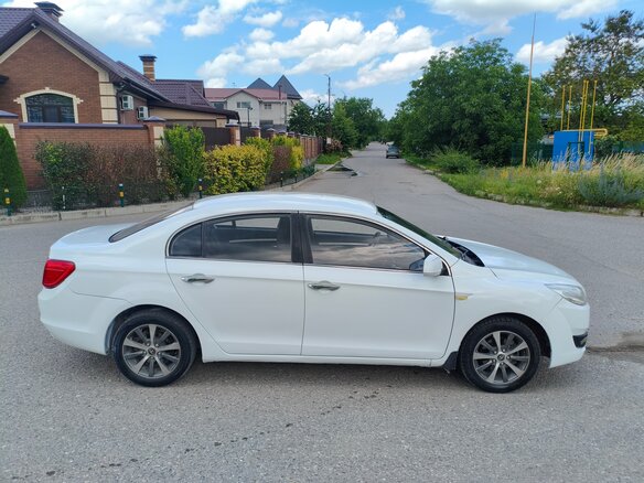 2014 Lifan Cebrium (720), белый, 370000 рублей - вид 4