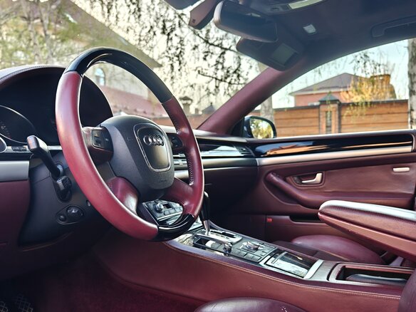 2007 Audi A8 II (D3) Рестайлинг 2, коричневый, 1050000 рублей - вид 6