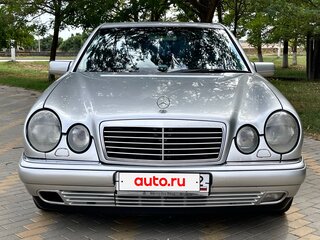 1998 Mercedes-Benz E-Класс 240 II (W210, S210), белый, 485000 рублей, вид 2