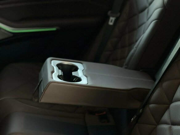 2025 BMW X5 Long 30Li IV (G05/G18) Рестайлинг, чёрный, 8995000 рублей - вид 32