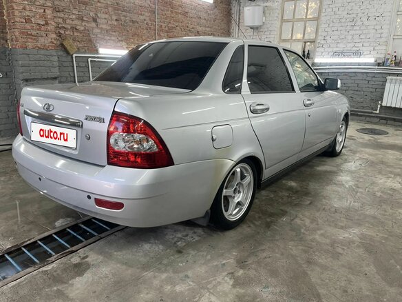 2010 Lada (ВАЗ) Priora I, серебристый, 350000 рублей - вид 4