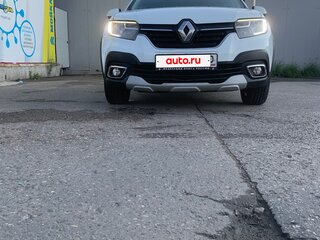 2019 Renault Logan Stepway II Рестайлинг, белый, 570000 рублей, вид 2