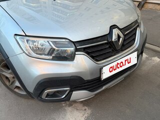 2021 Renault Sandero Stepway II Рестайлинг, серебристый, 1050000 рублей, вид 5