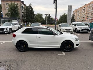 2009 Audi A3 II (8P) Рестайлинг 2, белый, 625000 рублей, вид 3