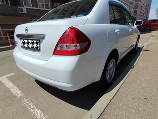 2011 Nissan Tiida Latio I, белый, 890000 рублей, вид 5