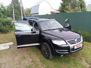 2008 Volkswagen Touareg I Рестайлинг, чёрный, 790000 рублей, вид 3