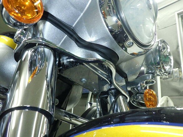 2011 Harley-Davidson Electra Glide, серебристый, 1440000 рублей - вид 6