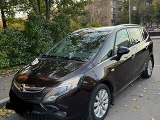 2013 Opel Zafira C, коричневый, 1700000 рублей, вид 1
