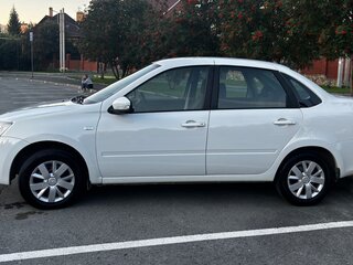 2016 Lada (ВАЗ) Granta I, белый, 515000 рублей, вид 4