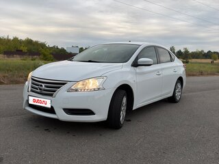 2015 Nissan Sentra VII (B17), белый, 900000 рублей, вид 1