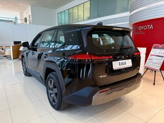 2026 Toyota RAV4 VI (XA60), чёрный, 4670000 рублей, вид 3