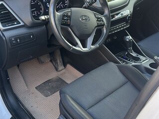 2017 Hyundai Tucson III, белый, 1750000 рублей, вид 4