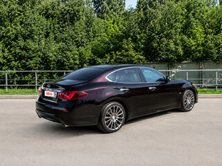 2015 Infiniti Q70 I Рестайлинг, чёрный, 1999999 рублей, вид 3