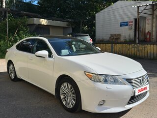 2015 Lexus ES 250 VI, белый, 2150000 рублей, вид 1