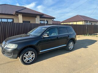 2006 Volkswagen Touareg I, чёрный, 820000 рублей, вид 4