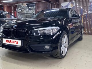 2016 BMW 1 серии 118i II (F20/F21) Рестайлинг, чёрный, 1600000 рублей, вид 1