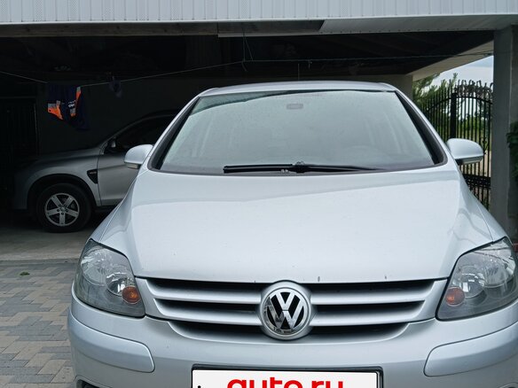 2008 Volkswagen Golf Plus I, серебристый, 408500 рублей