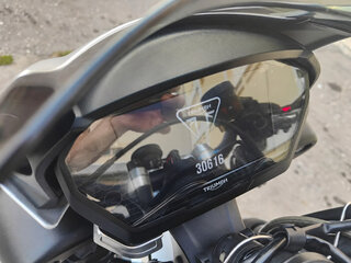 2017 Triumph Street Triple, серебристый, 699000 рублей, вид 5