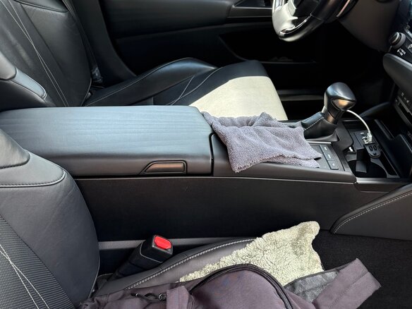 2019 Lexus ES 300h VII, синий, 4600000 рублей - вид 12