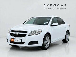 2015 Chevrolet Malibu VIII Рестайлинг, белый, 1170000 рублей, вид 1