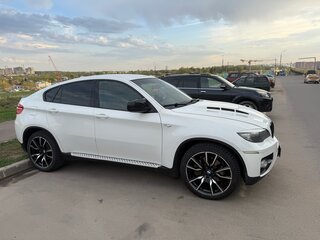 2010 BMW X6 50i 6-speed I (E71), белый, 1850000 рублей, вид 2