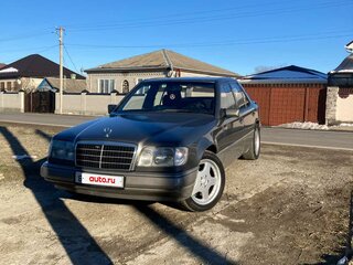 1992 Mercedes-Benz W124 200, серый, 240000 рублей, вид 1