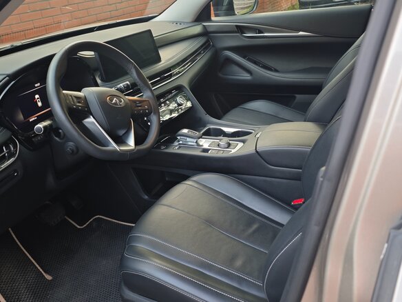 2023 Infiniti QX60 II, коричневый, 6350000 рублей - вид 14