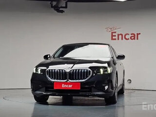2025 BMW 5 серии 523d VIII (G60/G61/G68), чёрный, 6300000 рублей, вид 2