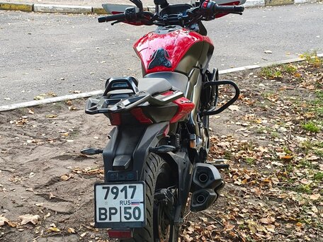 2026 Bajaj Dominar 400, красный, 440000 рублей, вид 3